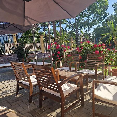 Casa Adrian 2 Mai公寓 外观 照片